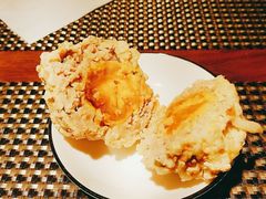 咸蛋黄狮子头-十面春风·江南面馆(崇宁路店)