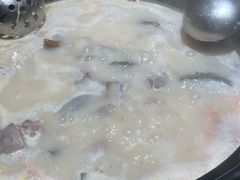 -大匠工房古船木艺术餐厅·猪肚鸡专门店(长白仙岛店)
