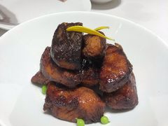 老上海熏鱼-新吉士·上海菜(浦东LCM置汇旭辉店)