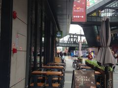 -江燕路万科里