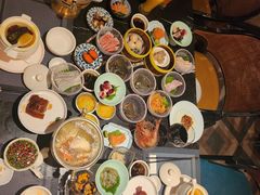 -半岛翡丽海鲜自助餐厅(观风亭店)