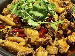 -耙吉吉川味小酒馆(本地人回头店)