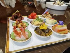 -江上荟·创意中国菜(绿地缤纷城店)