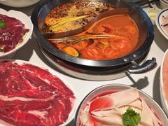 -茅草房·河畔园林火锅