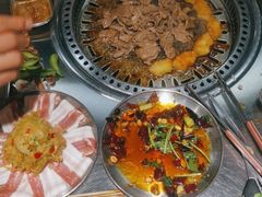 -马路牙子烧烤音乐酒馆(望京店)