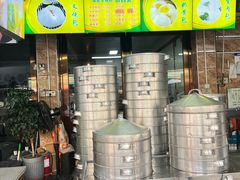 -梁记叉烧包(侨港总店)