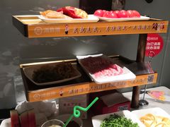 自助取餐区-海底捞火锅鲜切牛肉主题店(长寿路店)
