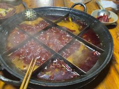-正南齊北重庆老火锅(光华村直营店)