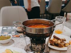 -金马门国际美食百汇(珞喻路店)