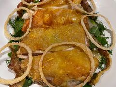 脆皮鸡配柠檬土豆-Mercato莫卡多露台餐厅与酒吧(K11店)