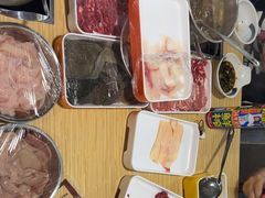 -杨老板·海鲜集市火锅·鲜切牛肉(中防万宝店)