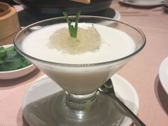 燕窝奶冻-陶陶居海鲜酒家(新马路店)