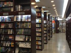 -新华书店(泉城路店)