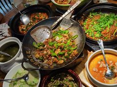 -费大厨辣椒炒肉(万家丽一店)