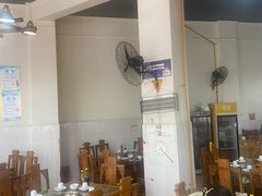-佘记全家福芋儿鸡(向阳街总店)