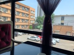 -高第街56号港式餐厅(山大路店)