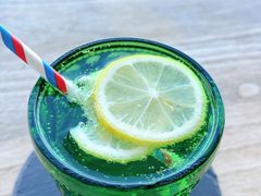 -大碗岛咖啡·苍山绝美窗景(大理古城步行街七年品牌店)