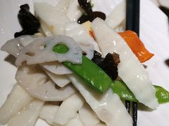 -韵秋荷(宝山龙湖天街店)