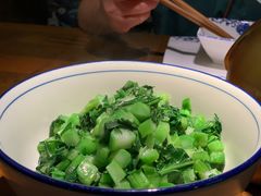 -洞庭土菜小炒馆(易发广场店)