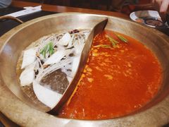 -沸炉重庆老火锅(军事博物馆店)