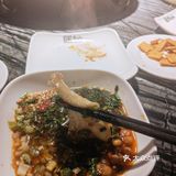 比其他家火锅鱼好吃亿点点｜老船舫