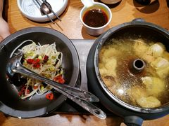 -云海肴·汽锅鸡·云南菜(天山百盛优客店)