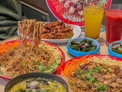 -灵芝妹子海鲜米线(劳动公园店)