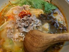 -百春原湖南牛肉粉(百联世纪店)