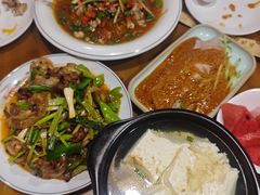 -重庆石磨豆花庄(乔庄店)