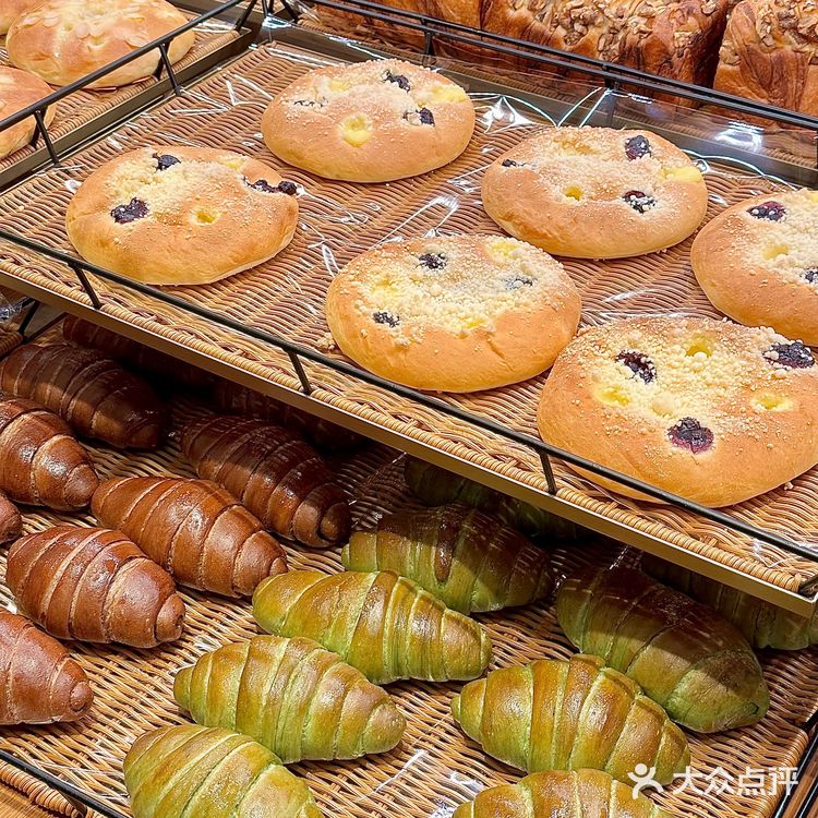 不是在韩国🇰🇷在福田!🥖窑滚面包新店来啦