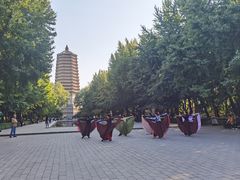 -玲珑塔公园