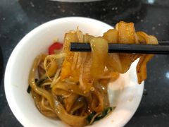干炒牛河-牛一煲美食(江高店)