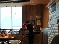 -必胜客(花都百业店)