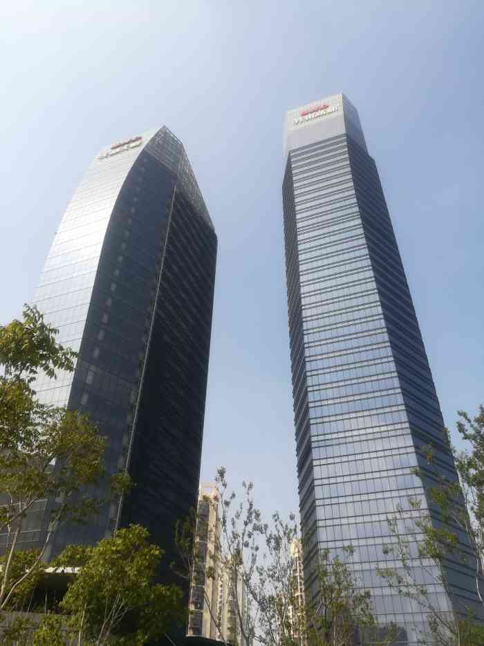 天都大厦-"天都大厦,在泉屋边上,吃完了烤肉,正好来."-大众点评移动版