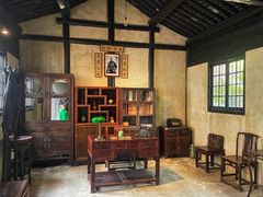 -上海市龙华烈士陵园