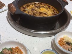 -佬缸炮江湖川菜(玉林店)