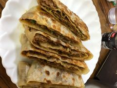 -溢心园香河肉饼总店
