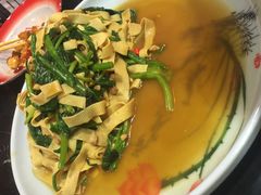 豆皮炒菠菜-粗粮人家(簋街店)