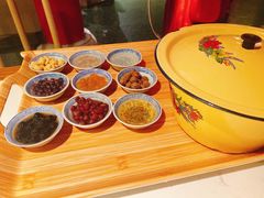 奶茶冰粉-哥老官重庆美蛙鱼头(五角场合生汇店)