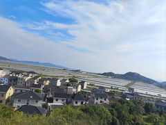 -伍山石窟