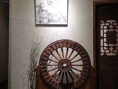 -箱美术馆私房菜(水晶郦城店)