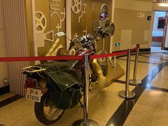 -大光明电影院(南京西路店)
