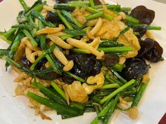 -鑫渔港海鲜本地菜·山海关浑锅(东戴河店)