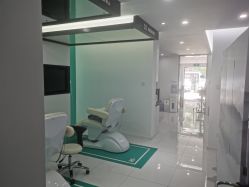 -黑奥秘脱发白发中心