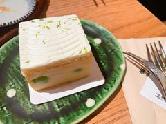 -啢啢茶寮(芳华横街店)