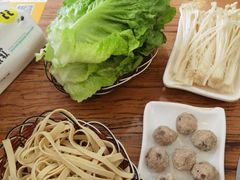 -鱼众不同·鸡公煲·烤全鱼(国顺路店)