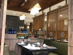 大堂-草家酱蟹炭火烤肉店(珲春南路一店)