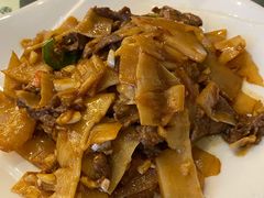 酸笋炒牛肉-美极鲜食坊(宝安南路店)