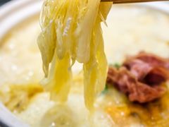 金龙鸡煲翅-金龙·打边炉(南京西路店)