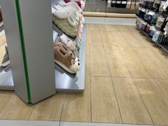 -hotwind热风(喜隆多店)